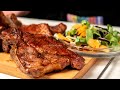 Ceafă la grătar și piept de porc marinate cu bere rețeta de grătare fragede, suculente Savori Urbane