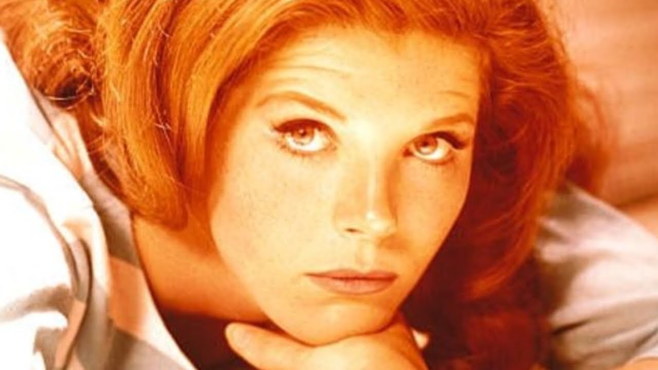 Sexy Photos of Samantha Eggar | timeless album