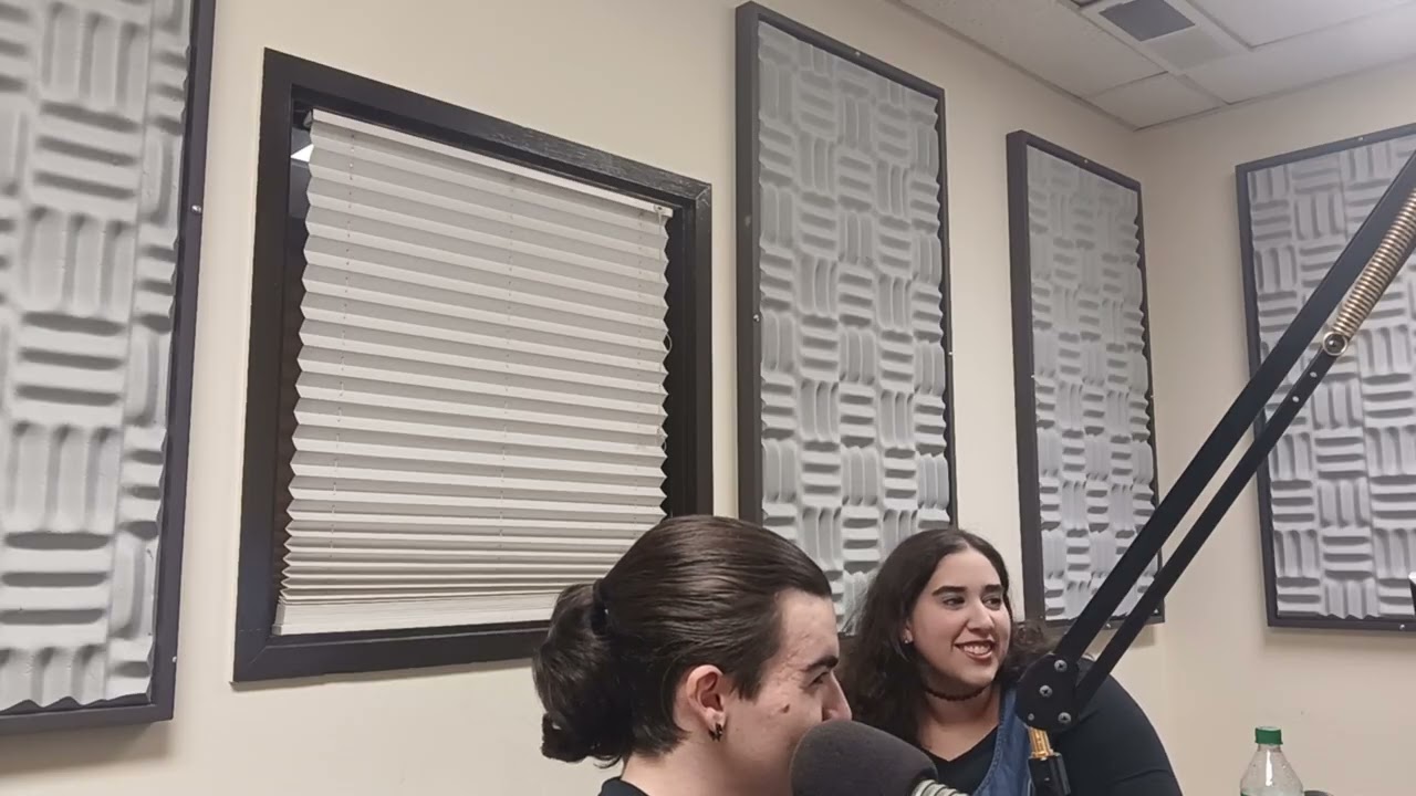 recording voicetracks at blue colt radio with vicky 11/18/25 (part one)