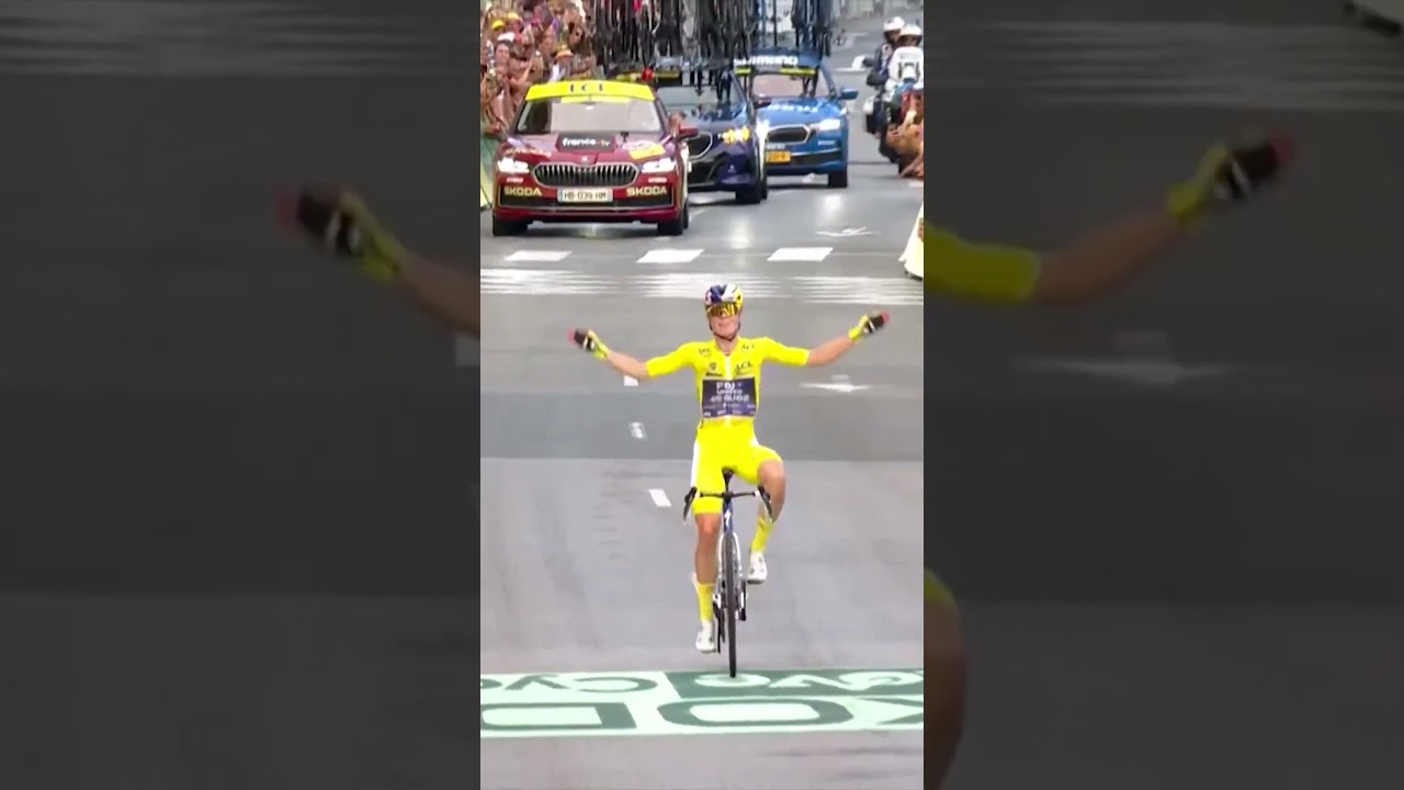 A dream finish for Vollering 🤩