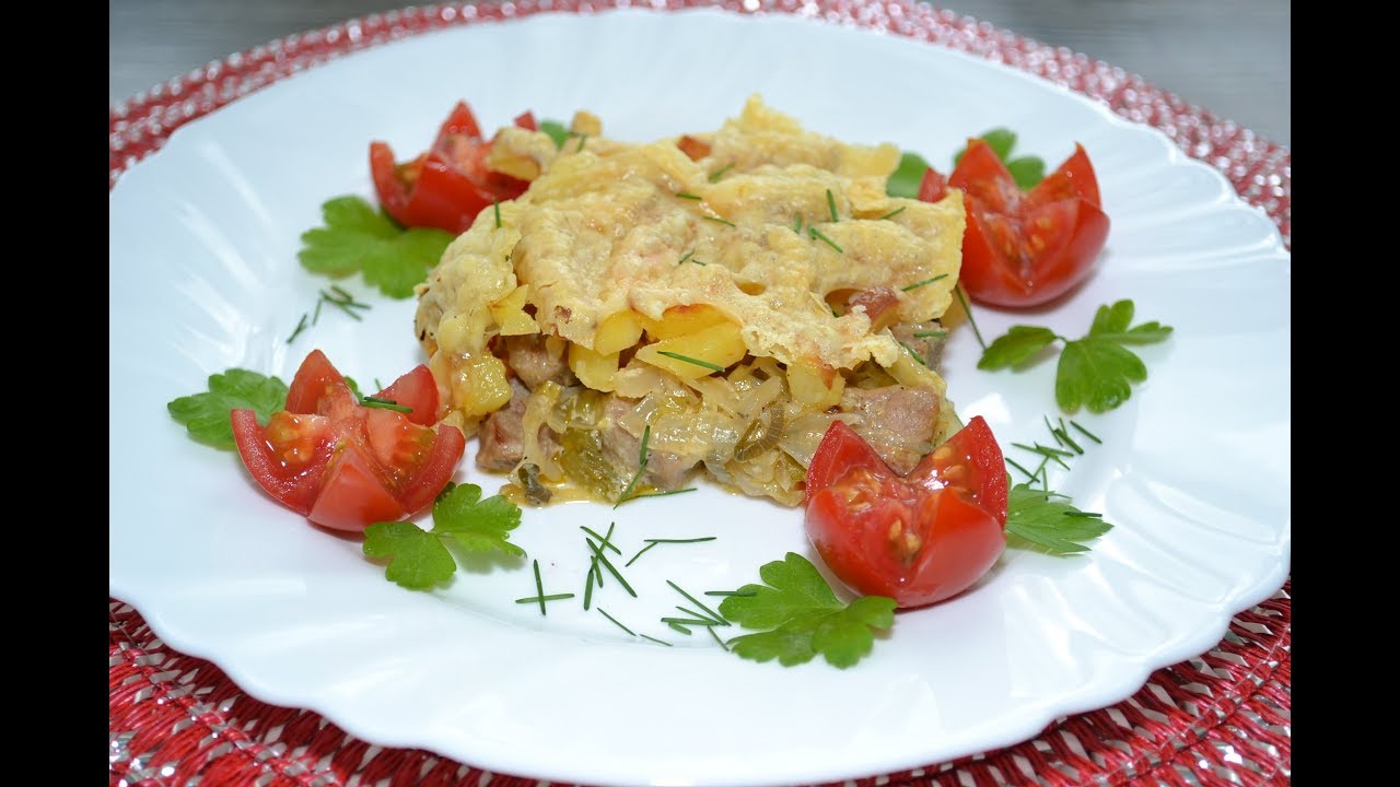 Мясо с картофелем под сырной корочкой,запеченное в духовке