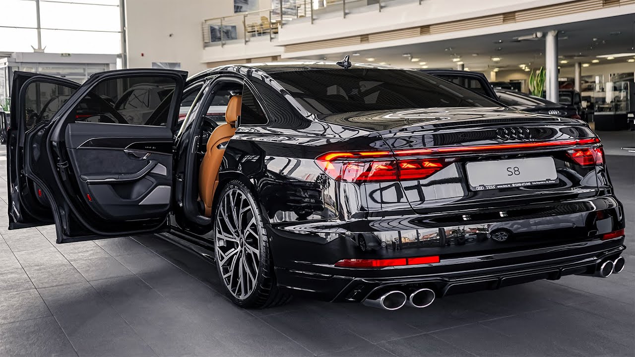 2025 Audi S8 - Interior & Exterior Walkaround