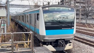 E233系1000番台ｻｲ102編成が回送電車として鶴見駅2番線に到着停車するシーン（回771C）2024.1.4.8:41