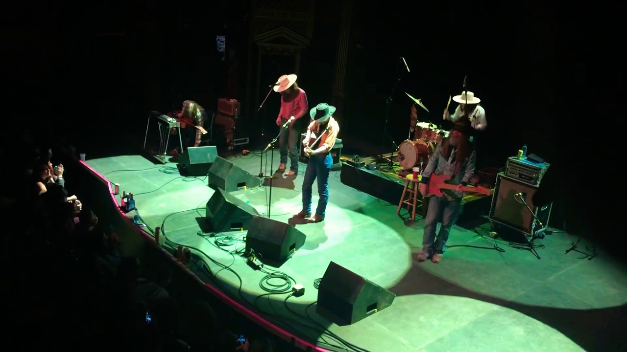 Colter Wall “Sleeping on the Blacktop” YouTube