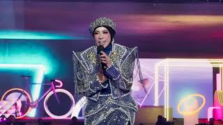 Hanya Memuji Melly Goeslaw Ada Apa Dengan Melly U0026 Friends  Axiata Kl Malaysia 2024 4k