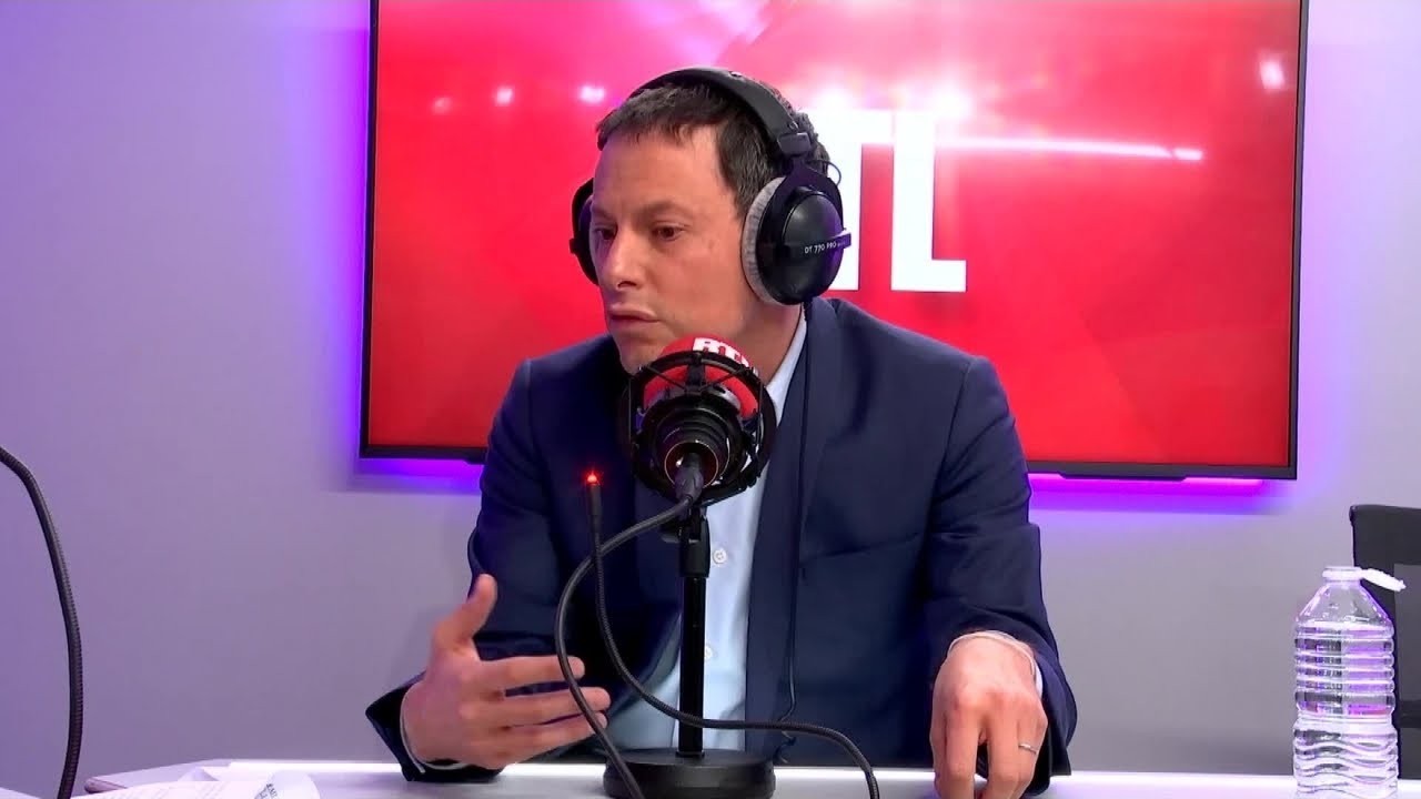 Fogiel : "J'ai failli arrêter la télé en 2004"