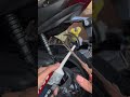 Mengganti oli gardan dengan oli gardan merek MOTUL #motul #oligardan #gantioli #oil #fypシ゚viral