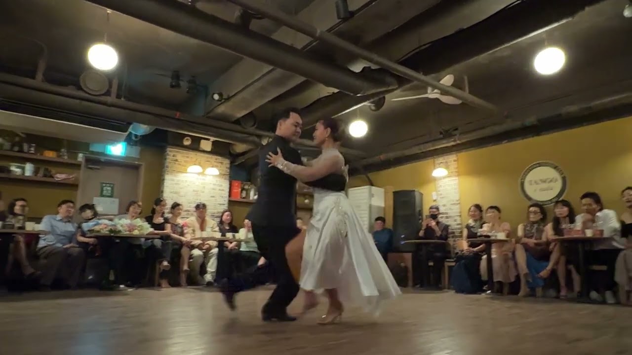 [탱고] 심장y바비 선생님 (2014년 KTC피스타챔피언) 솔땅화정 밀롱가 공연(3월3일) 1/3 Mano Brava-Aníbal Troilo