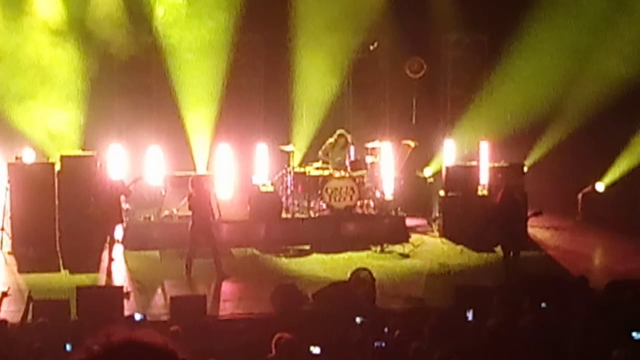 Greta Van Fleet - Gran Rex Argentina 01/04/19 - When the curtain falls - Black Smoke Rising - YouTube
