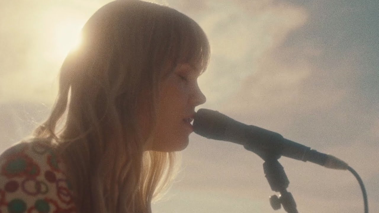 Lxandra - Dip My Heart In Confetti (Picnic Live Session with Spotify)