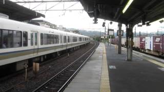 JR西日本 221系リニューアル+223系6000番台 普通 大阪行き 台風一過後の車両やりくりのため代走 膳所駅 20150826