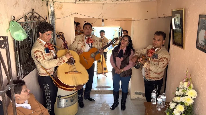 MARIACHI EN LA ERMITA DE LOS CORREA PARA JOSEFINA ...