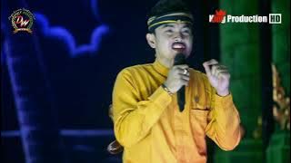 Bambang Satria VS Ella COD mICHAT Play