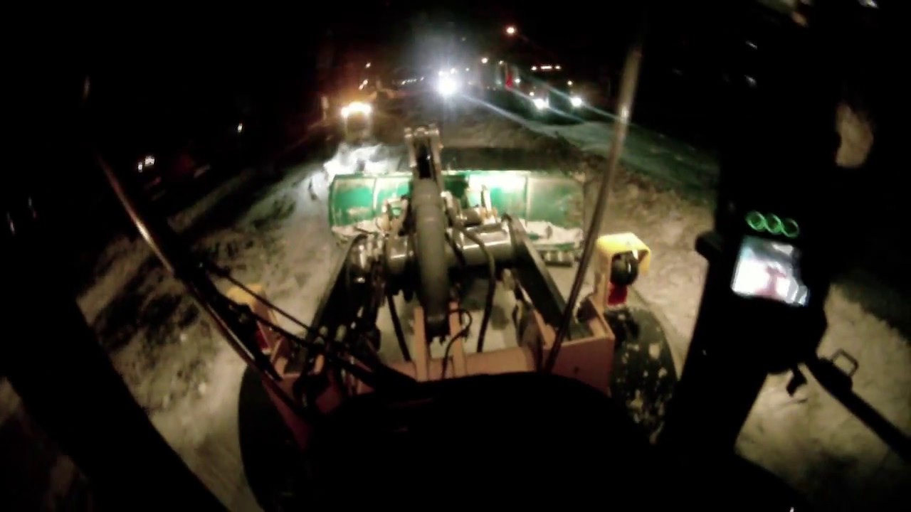 DÉNEIGEMENT LOADING IN MONTRÉAL