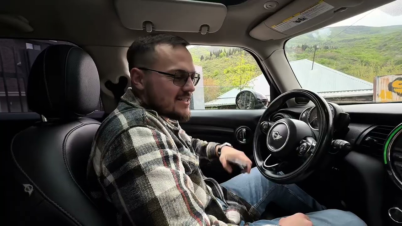 Mini Cooper Video Guide 🚘 | Car Rental in Georgia