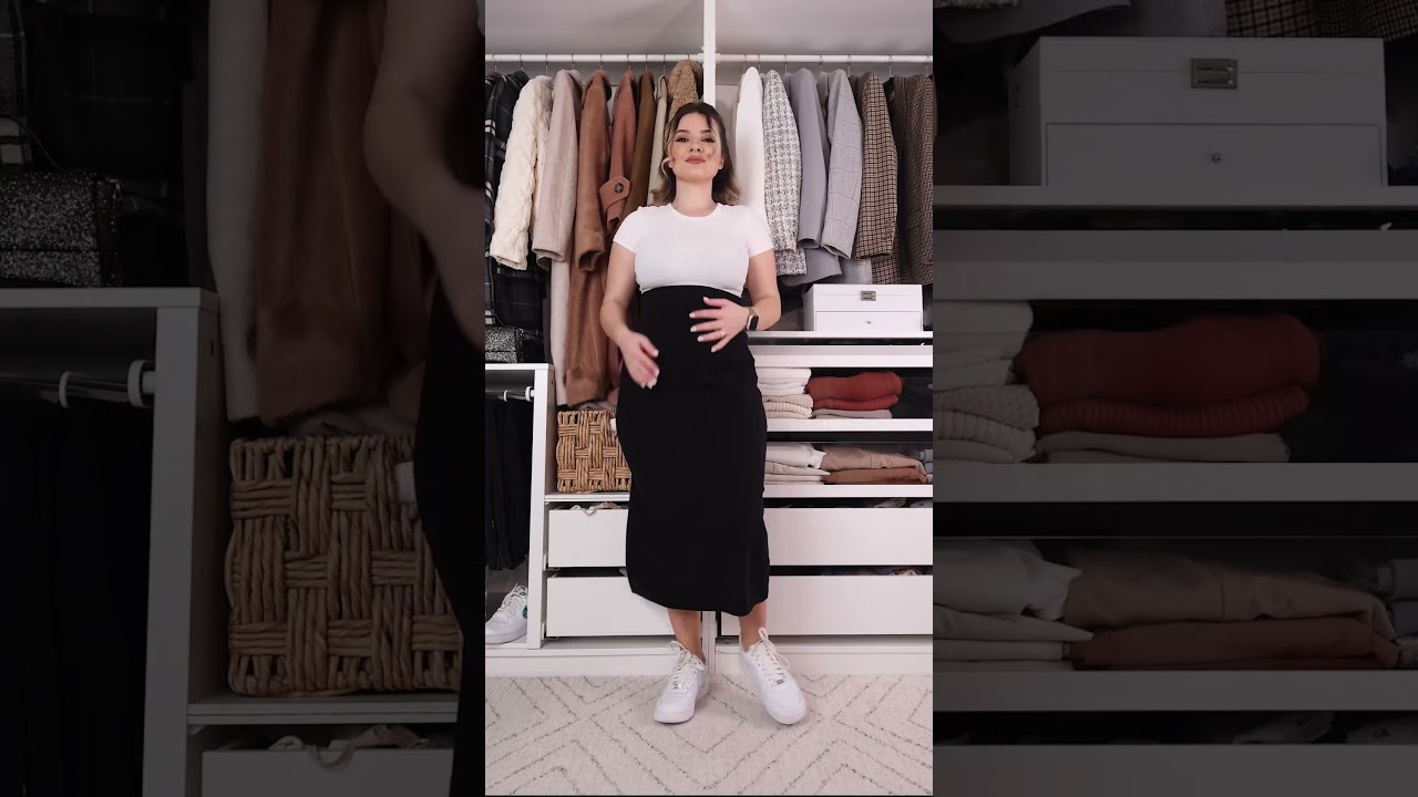 Pregnancy office look 