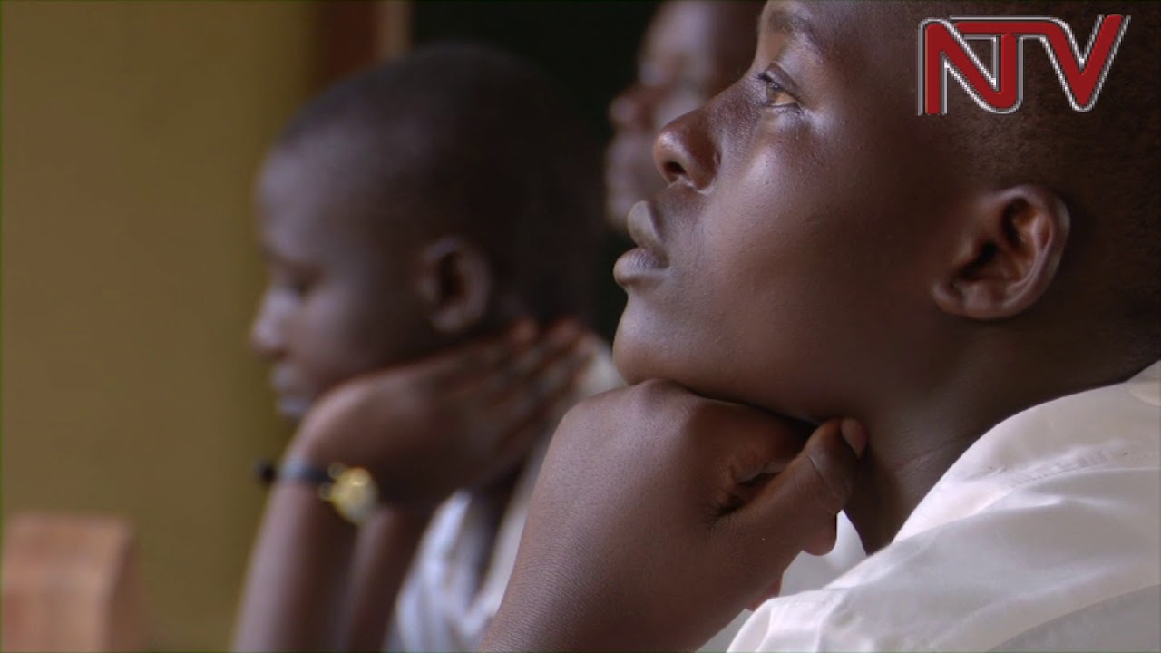 320,000 O'level candidates start final exams