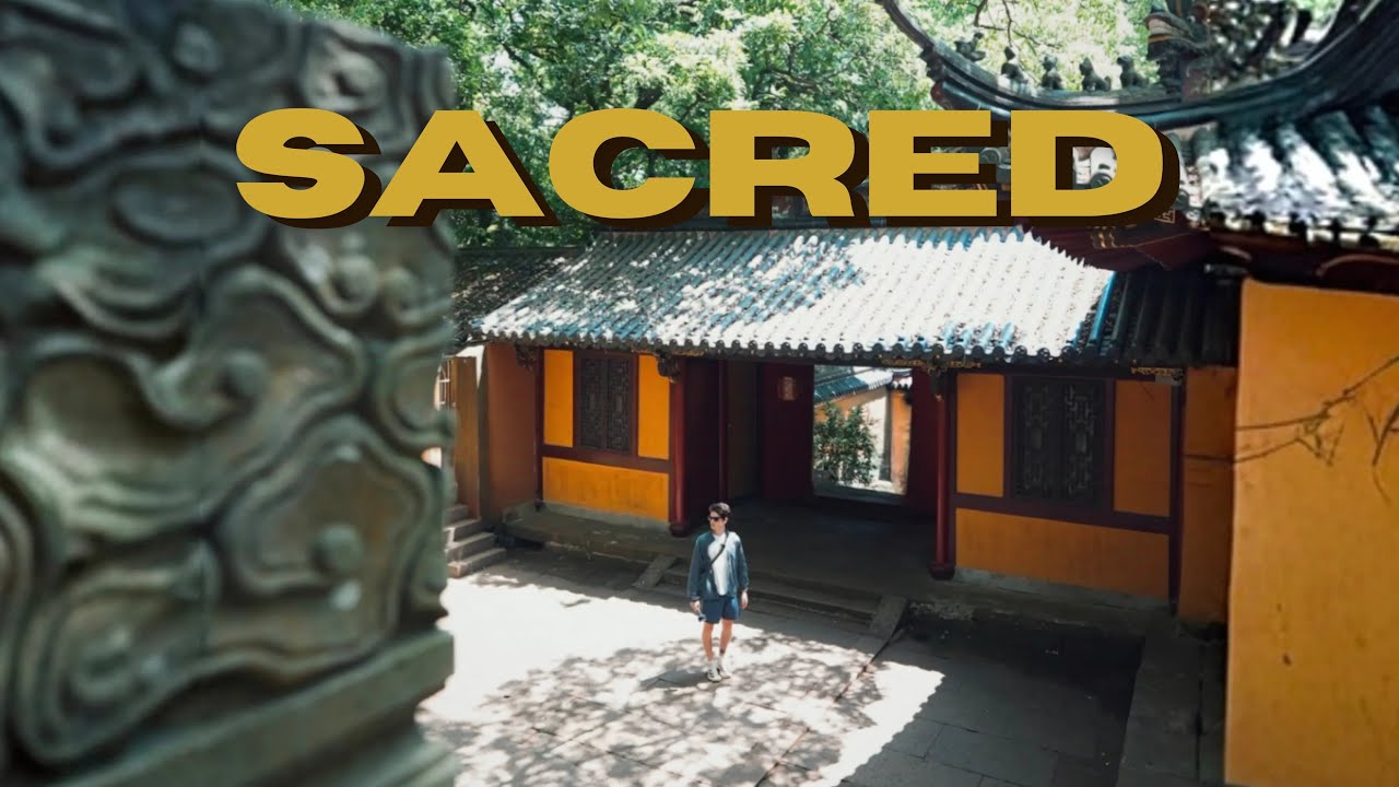 China's Holy Island Mountain (Mount Putuo - 普陀山)