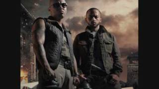 Video thumbnail of "besos mojados wisin y yandel (la revolucion)"