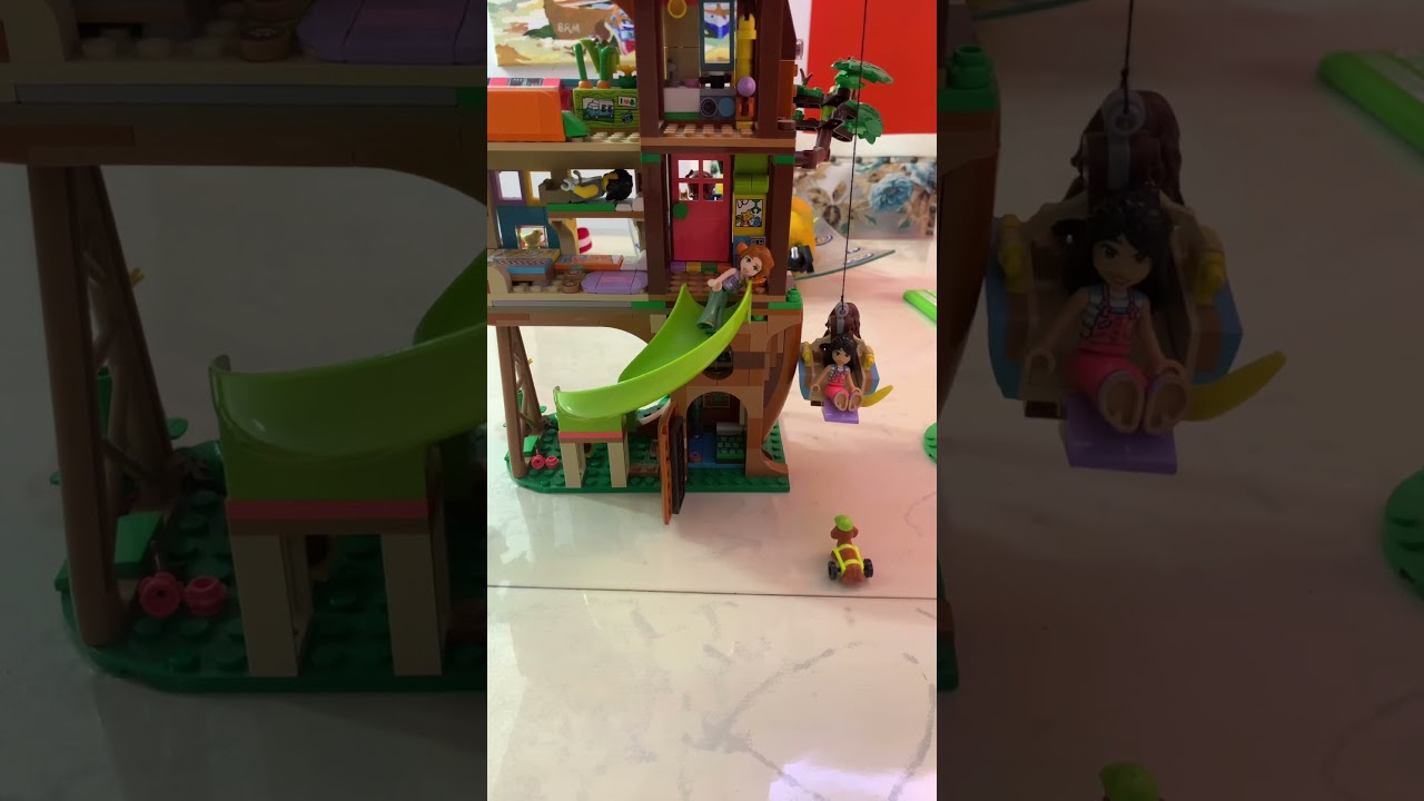 LEGO Friends Arkadaşlık Ağaç Ev Buluşma Seti 42652 özellikleri asansör kaydırak 