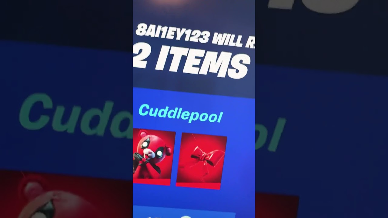 Gifting cuddle pool skin Fortnite