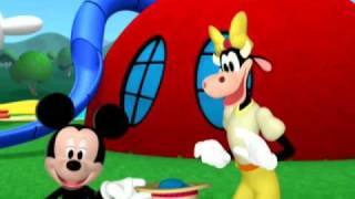Clarabelle's Muffin Toss | Mickey's Mousekersize | Disney Junior