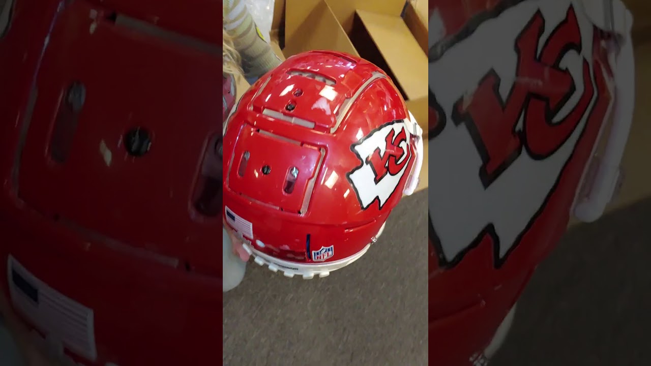 Unboxing Tyreek Hill Game Worn items from Super Bowl Kansas City Chiefs! Auction Helmet, Pants etc.