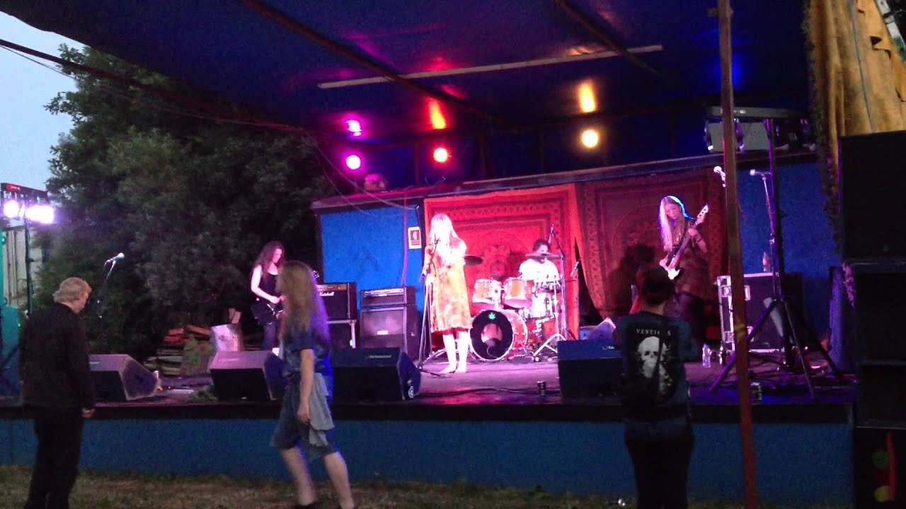 Lewd Flesh - Drunk and howling - live i Thy 2013