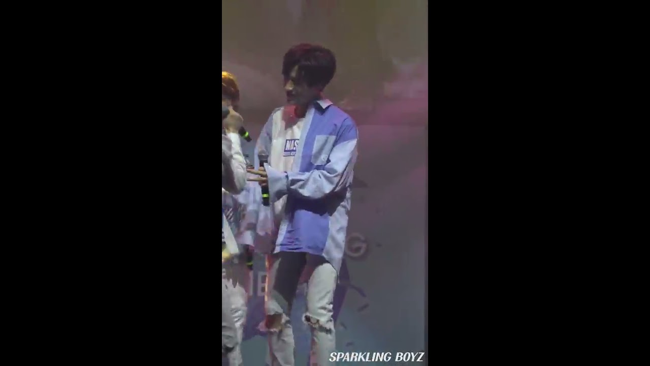 180428 RBW BOYZ 시온(+건희) 섹시댄스 신고식 (데뷔하겠습니다 Sparkling Piece)