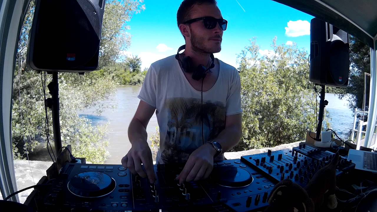 GROOM Kacsadélután MinimalArtFamily Bezometer 2016.06.18