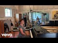 Norah Jones - Hurts To Be Alone (Jimmy Kimmel Live! / 2020)