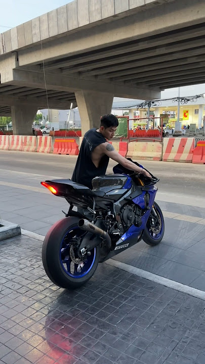 R1 Arrow exhust sound #yamahayzfr1 #motorcycle #sportbike #r1 #arrowexhaust