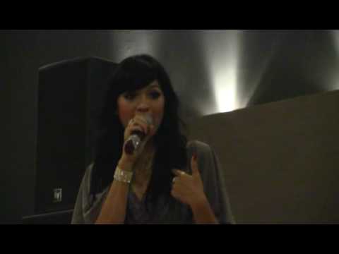 ecoutez! - Mamamu @ JJF2010