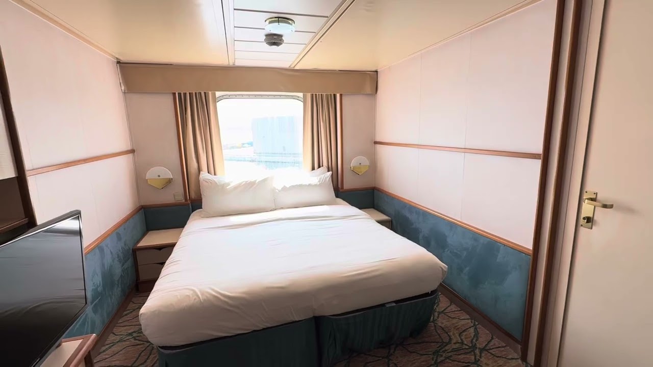 Vision of the Seas Room Tour 4040