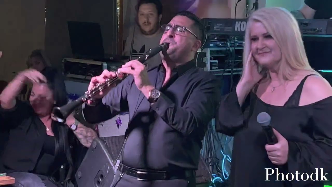 02 @makismpekosofficialvevo5426 @xaraverraofficial Μάκης Μπέκος Χαρά Βερρα