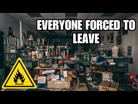 Everything Left - Abandoned Shopping Mall in Arlington Heights, IL