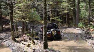 Tin teepee Go Topless day 2016 Orange Jeep