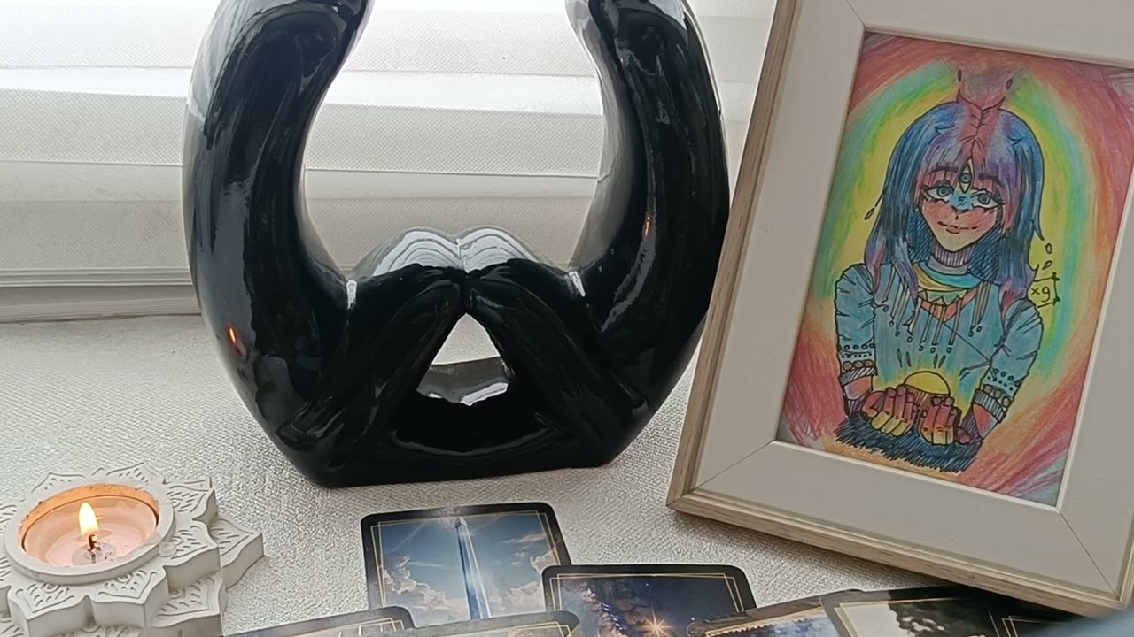 Таро для мужчин. ЖЕНЩИНА НА РАССТОЯНИИ ‼️‼️🤔 #таро #диагностика #отливкавоском #tarot #расклад 