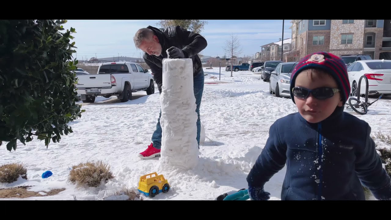 Dad and Sons making a Snowman together (FUN)