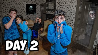 Last To Leave Haunted Hotel Wins 10,000 - Scary Challenge