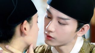 【Full Movie Version】传闻陛下不近女色，却爱上一个貌美侍卫？！🥰 中国电视剧