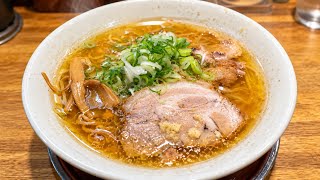 Japanese Salaryman Waits 1.5 Hours for This Ramen 🍜