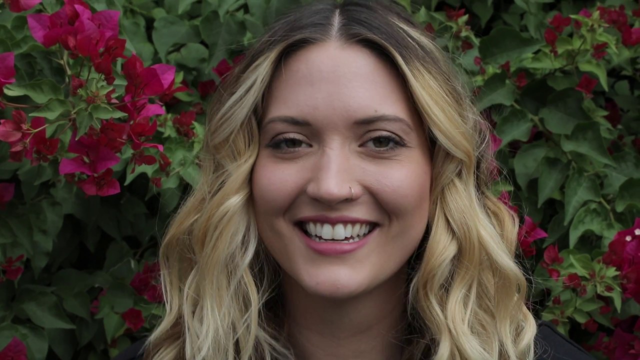 Bethany Marie at CURATED at Desert Hills Premium Outlets - YouTube