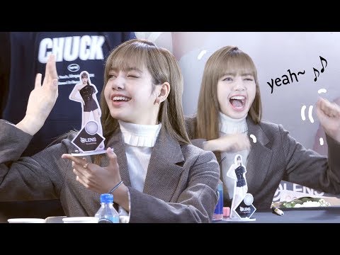 춤추는 리사 모음 Lisa, <strong>dance</strong> collection : 블랙핑크 팬사인회 BLACKPINK fansign <strong>event</strong> : 잠실 롯데월드 입구 191012