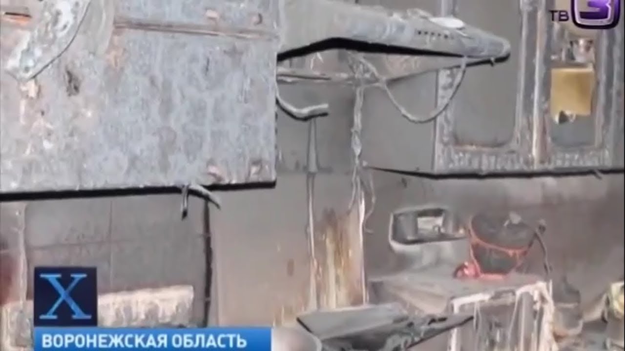 Может ли шаровая молния залететь в дом через окно - фото