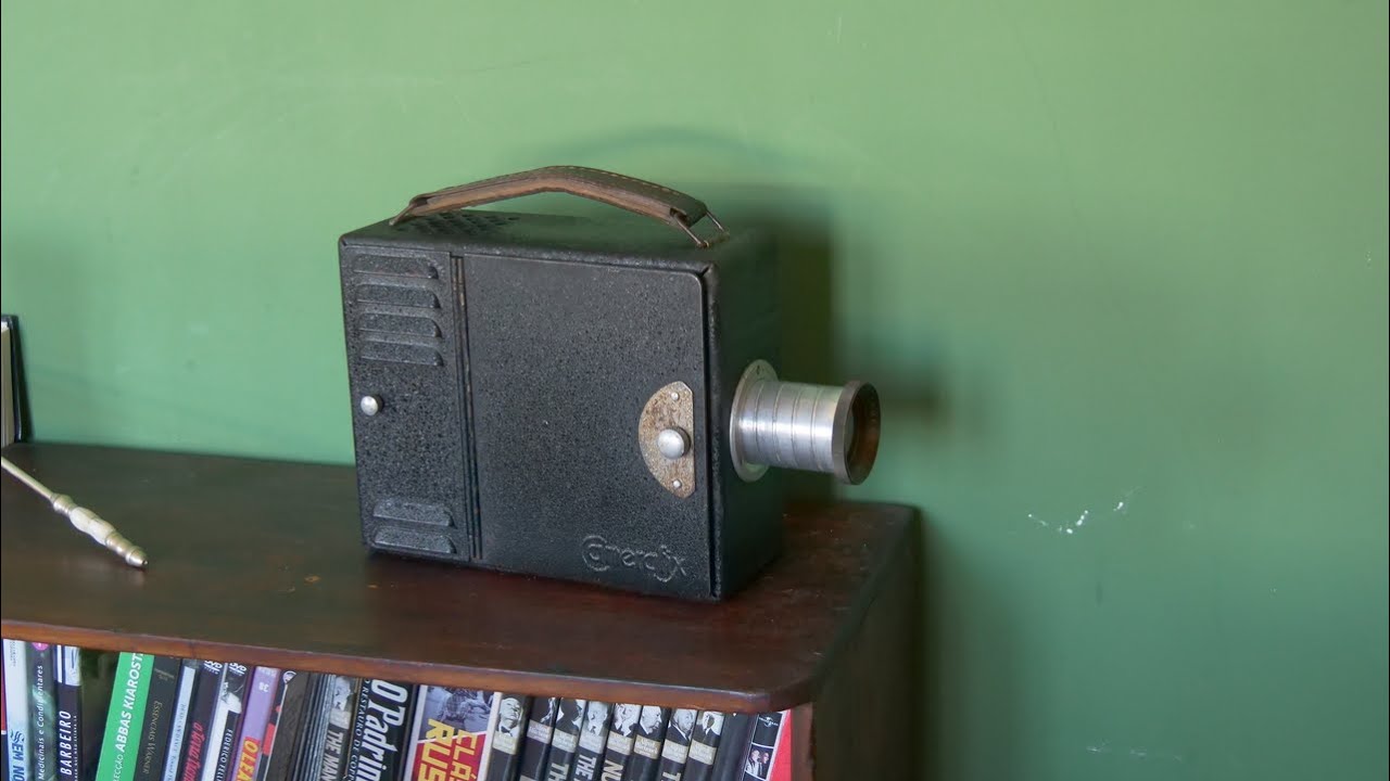 CAMERAFIX Slide Projector 1940´s PARIS style - YouTube