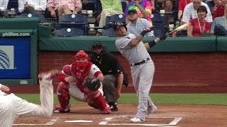 STL@PHI: Molina rips a two-run shot to left-center