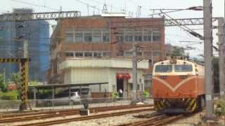 20120719 E200型(E216)在七堵站內調車