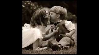 Aşk Hi̇ç Bi̇tmez...bi̇tmez Derler Yanliş..... Resimi