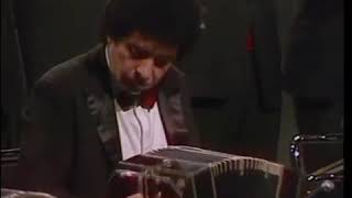 "La Yumba" ~ Osvaldo Pugliese y su orquesta con Atilio Stampone